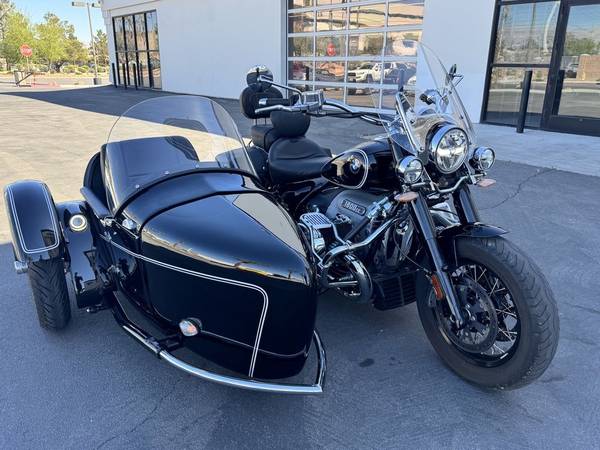 2021 BMW, dovoz USA — foto 2 z 12