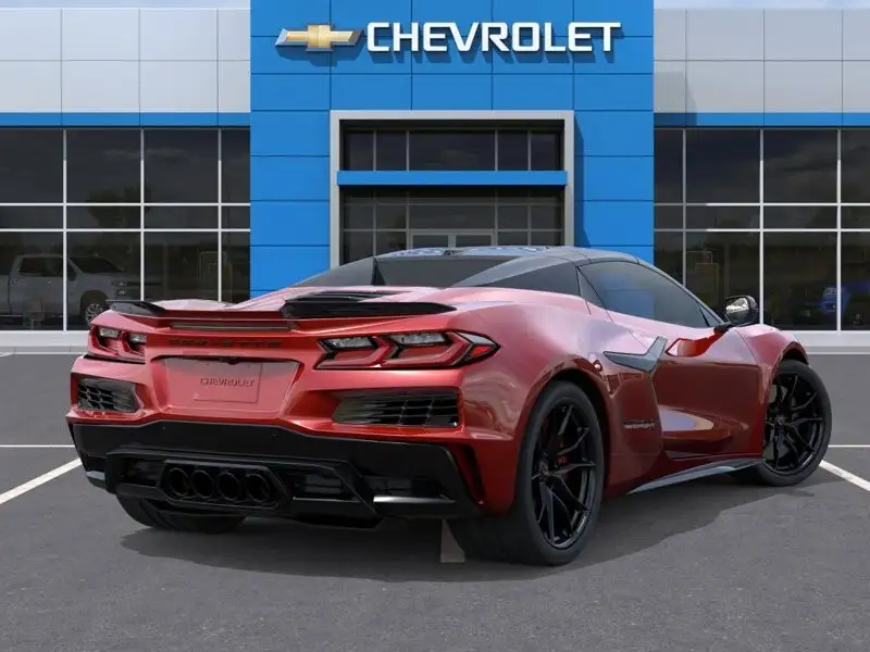 2027 Chevrolet Corvette 2LT, červená, 91 km, dovoz Kanada — foto 4 z 6