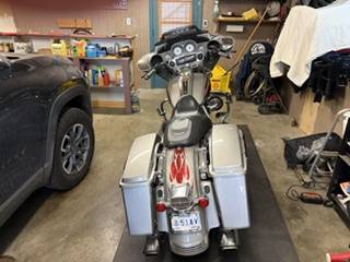 2009 Harley-Davidson, dovoz USA — foto 4 z 4