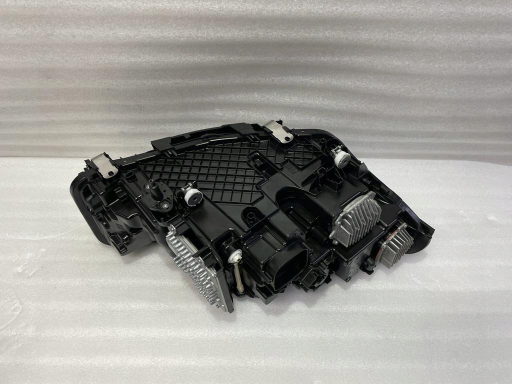 BMW 5 G30 G31 M5 F90 Lci Laser Shadow komplet levý i pravý, Skladem v EU — foto 12 z 16