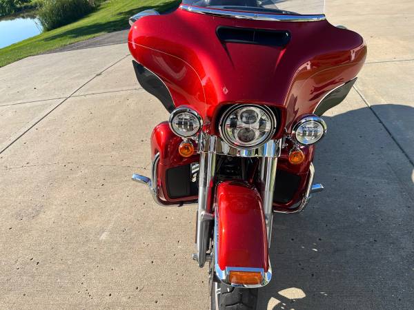 2014 Harley-Davidson, dovoz USA — foto 5 z 12