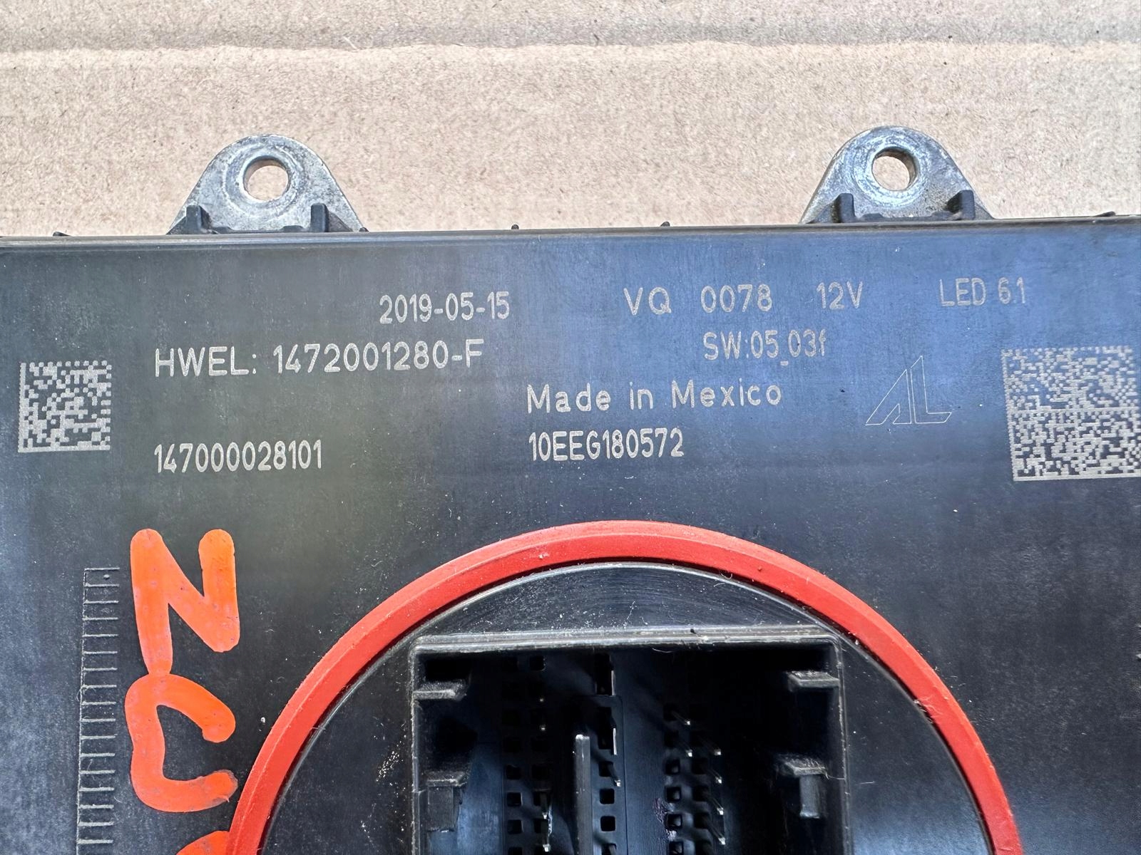 Světlomet 10EEG180572 — Dodge, Skladem v EU — foto 4 z 4