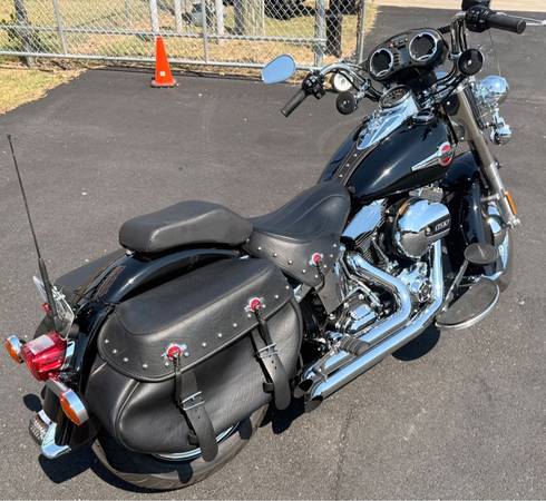 2017 Harley-Davidson, dovoz USA — foto 4 z 12