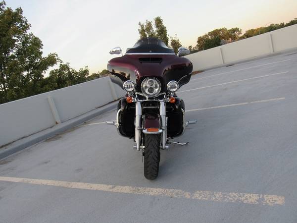 2014 Harley-Davidson, dovoz USA — foto 3 z 12