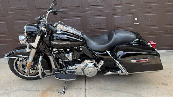 2022 Harley-Davidson, dovoz USA — foto 2 z 12