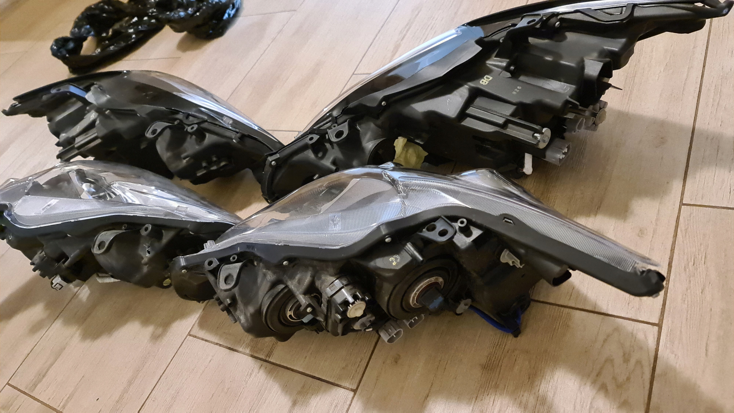 Lexus CT světlomet soczewka komplet levý i pravý lub komplet levý i pravý 1 ks, Skladem v EU — foto 5 z 6