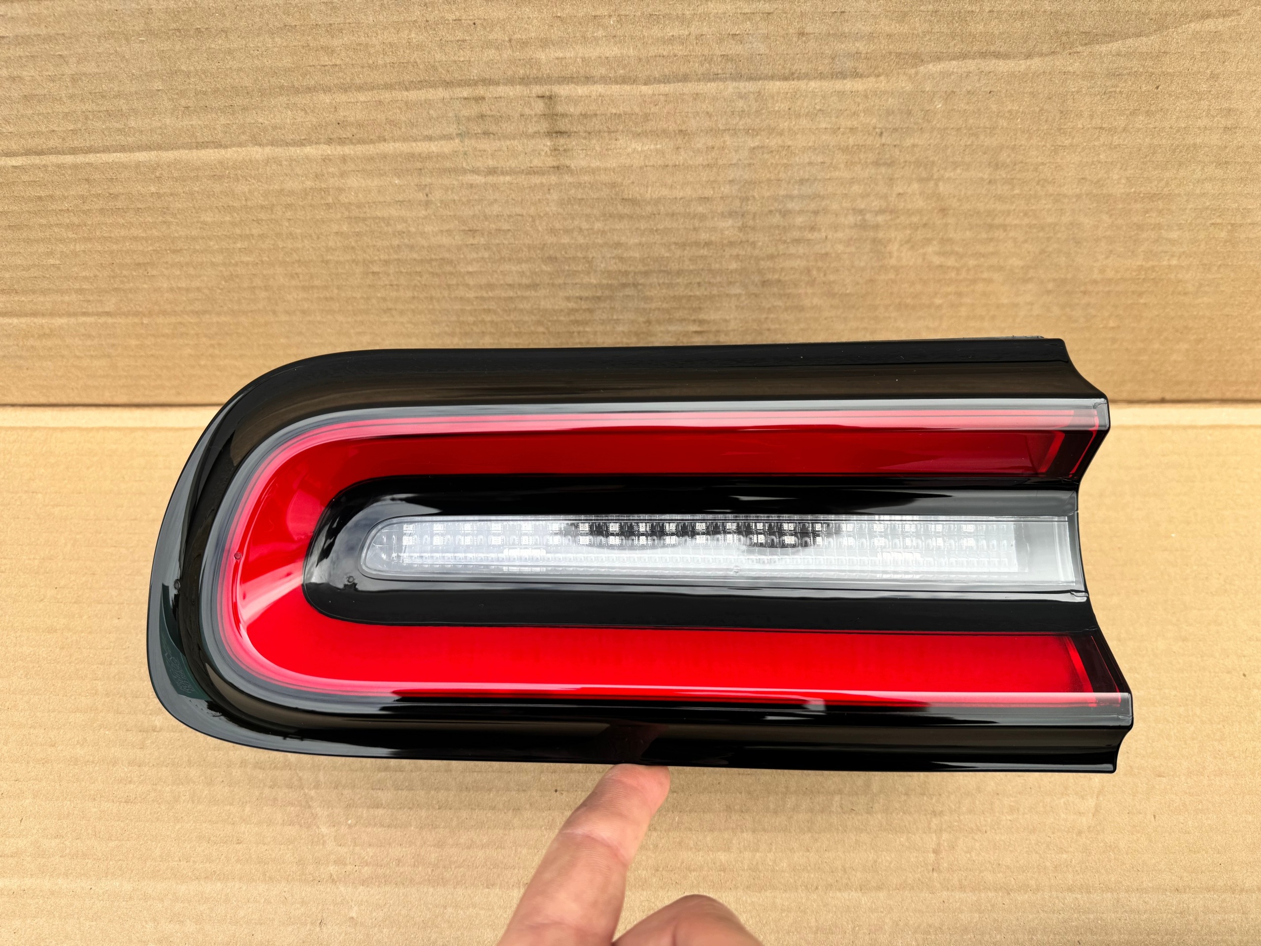 Dodge Challenger blenda světlomety zadní 2023+ PRZEROBIONE IDEALNE, Skladem v EU — foto 10 z 16