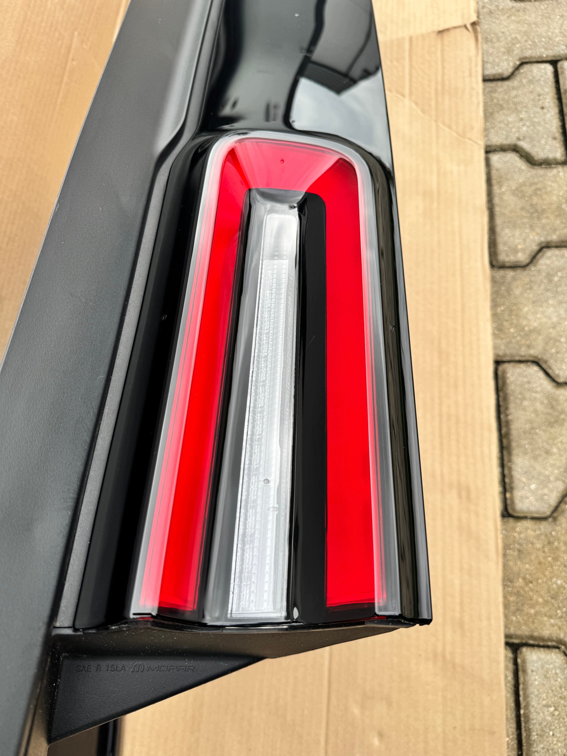 Dodge Challenger blenda světlomety zadní 2023+ PRZEROBIONE IDEALNE, Skladem v EU — foto 12 z 16