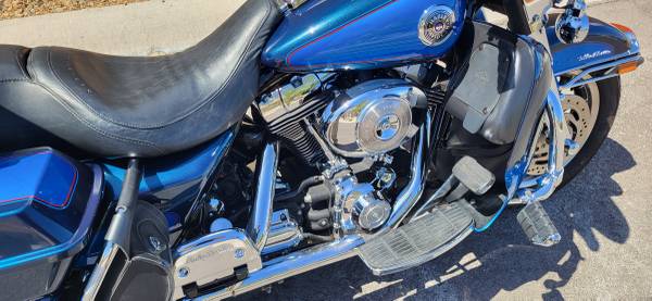 2004 Harley-Davidson, dovoz USA — foto 2 z 10