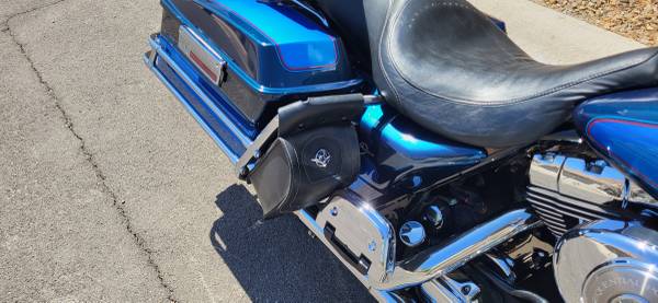 2004 Harley-Davidson, dovoz USA — foto 3 z 10