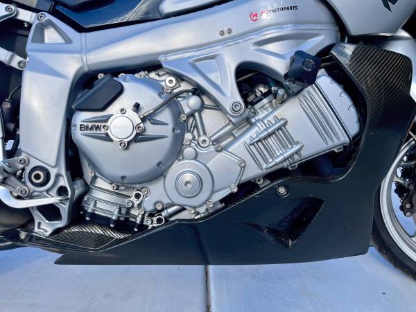 BMW, dovoz USA — foto 11 z 12