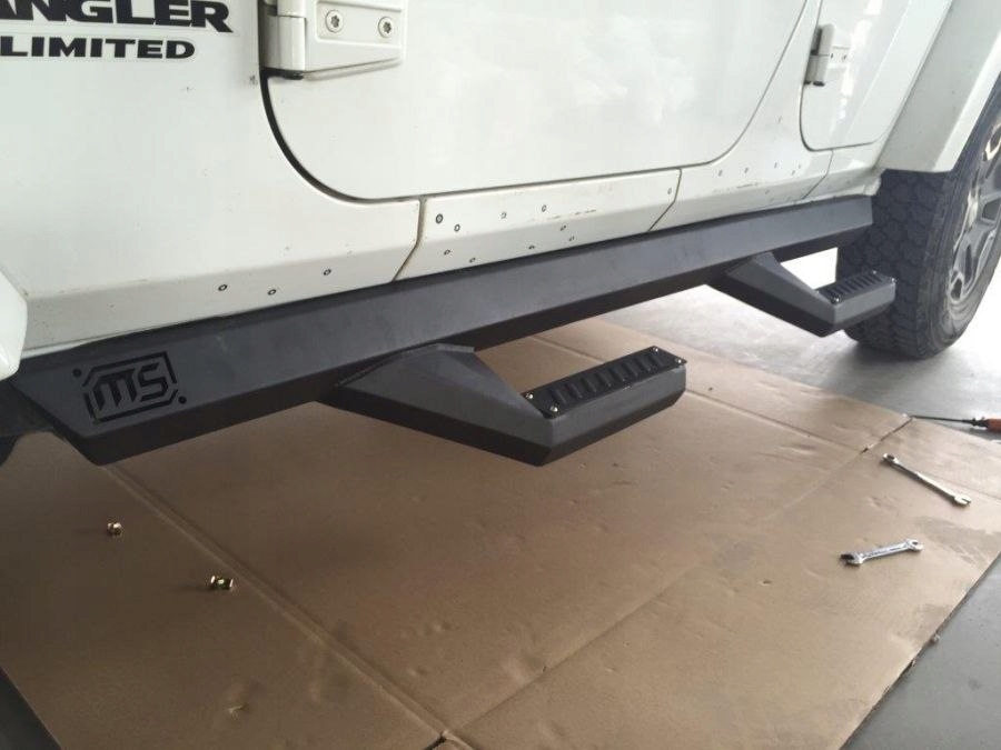 Progi stalowe Jeep Wrangler JK 4 dveře, Skladem v EU — foto 1