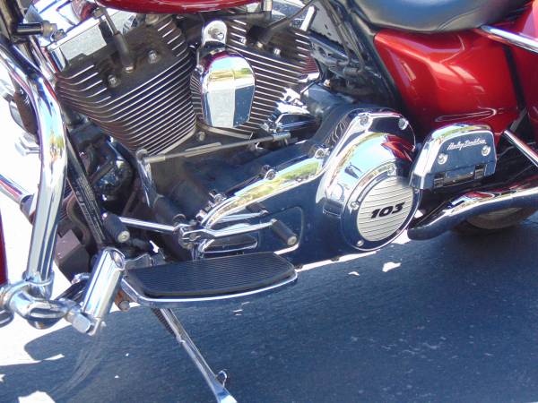 2012 Harley-Davidson, dovoz USA — foto 11 z 12