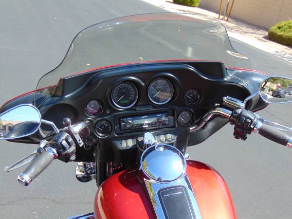 2012 Harley-Davidson, dovoz USA — foto 9 z 12