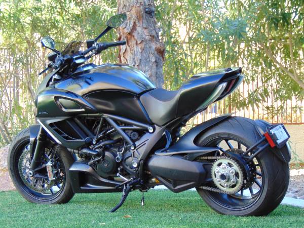 2013 Ducati, dovoz USA — foto 7 z 12