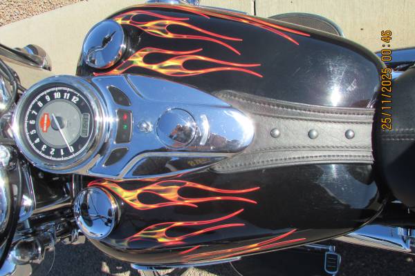 2016 Harley-Davidson, dovoz USA — foto 2 z 12