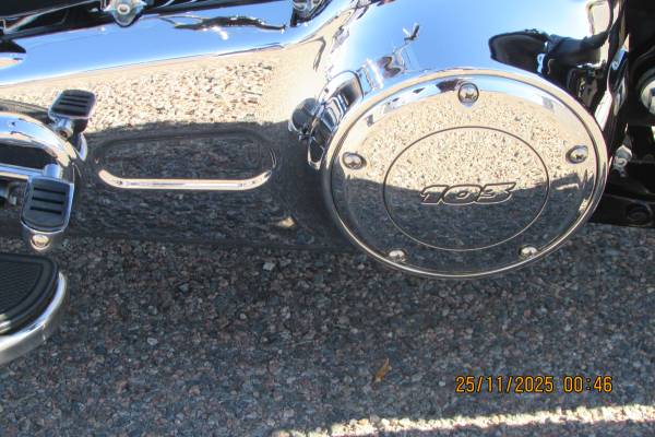 2016 Harley-Davidson, dovoz USA — foto 8 z 12