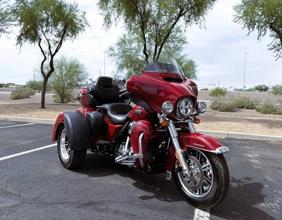 2021 Harley-Davidson, dovoz USA — foto 2 z 12