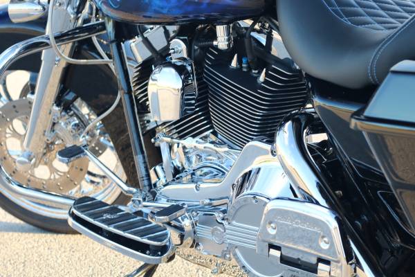 2004 Harley-Davidson, dovoz USA — foto 12 z 12