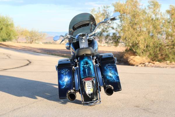2004 Harley-Davidson, dovoz USA — foto 4 z 12