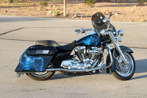 2004 Harley-Davidson, dovoz USA — foto 6 z 12
