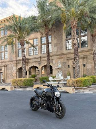 Ducati, dovoz USA — foto 2 z 5