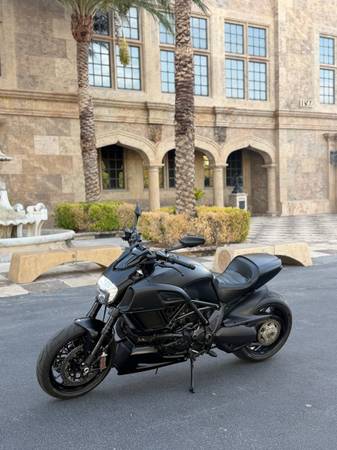 Ducati, dovoz USA — foto 3 z 5
