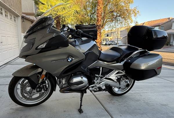 2016 BMW, dovoz USA — foto 4 z 12