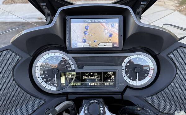 2016 BMW, dovoz USA — foto 8 z 12