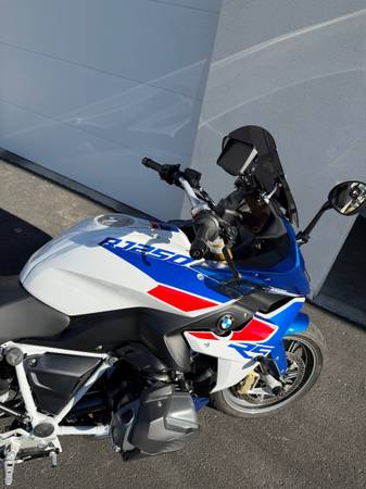 2023 BMW, dovoz USA — foto 2 z 12
