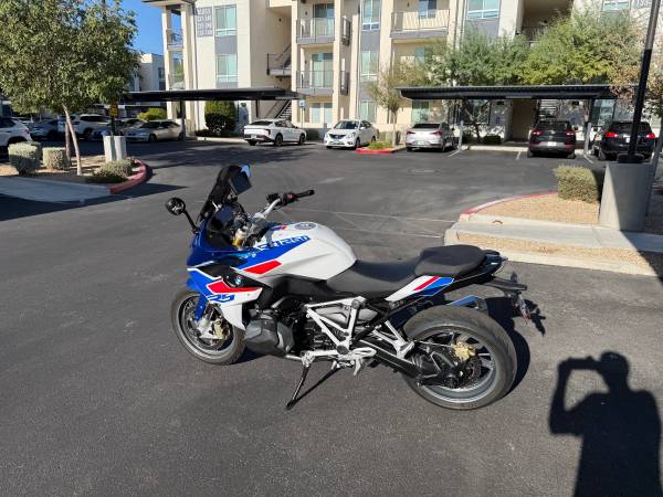 2023 BMW, dovoz USA — foto 6 z 12