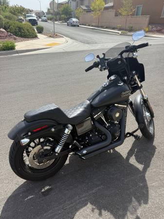 2014 Harley-Davidson, dovoz USA — foto 2 z 10