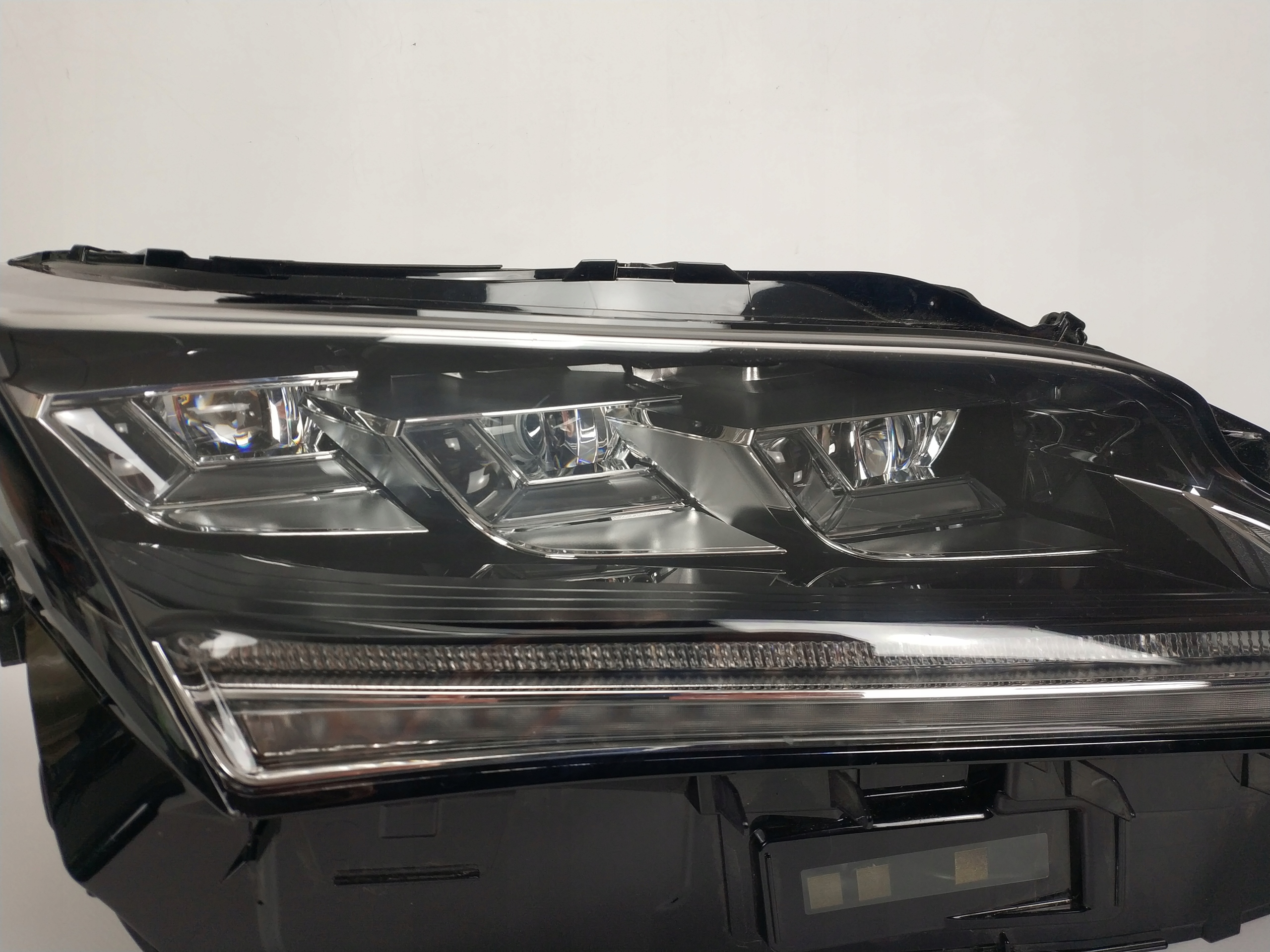 LEXUS RX IV 4 světlomet FULL LED přední pravý, Skladem v EU — foto 4 z 9