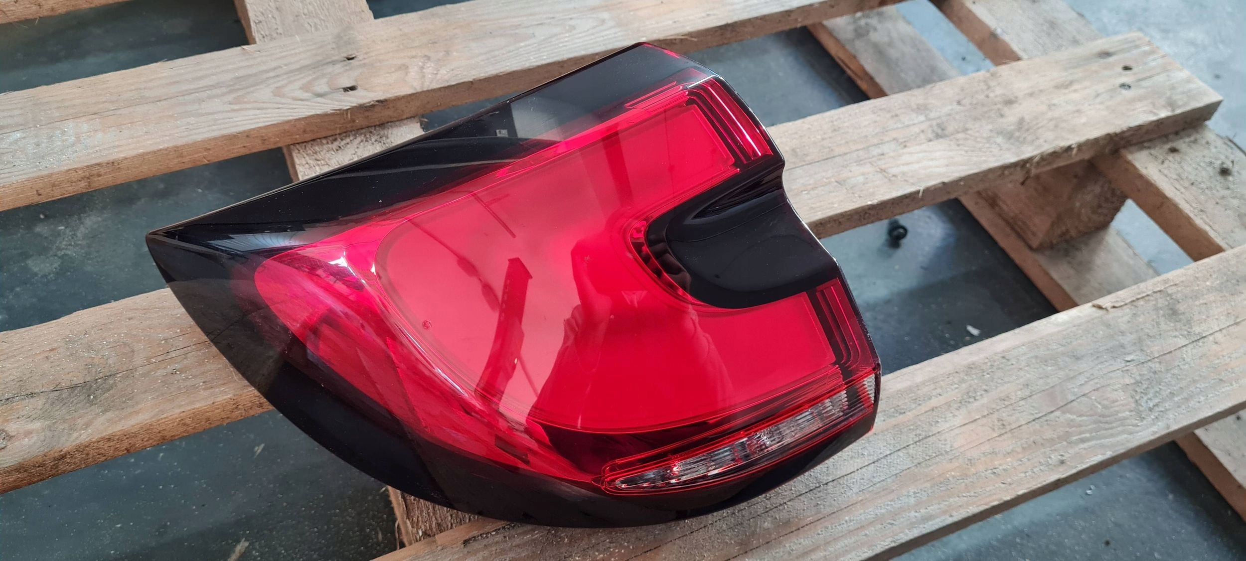 Světlomet 68424931AB — Chrysler, Skladem v EU — foto 3 z 9