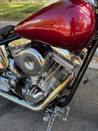 2000 Harley-Davidson, dovoz USA — foto 4 z 9