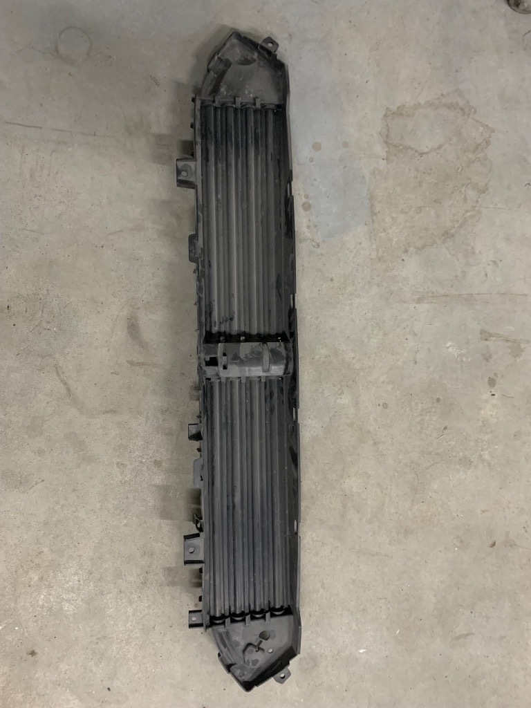Chrysler Pacifica roleta, zaluzje aktywne, Skladem v EU — foto 1