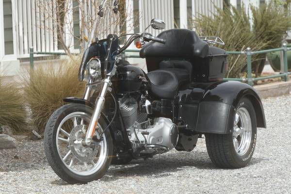 2007 Harley-Davidson, dovoz USA — foto 10 z 12