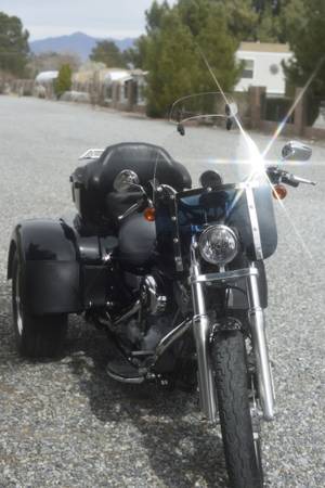 2007 Harley-Davidson, dovoz USA — foto 11 z 12