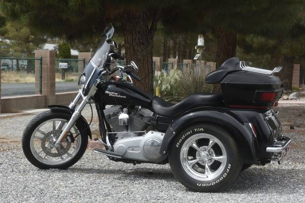 2007 Harley-Davidson, dovoz USA — foto 4 z 12