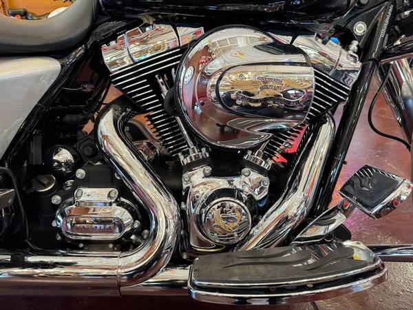 2015 Harley-Davidson, dovoz USA — foto 10 z 12