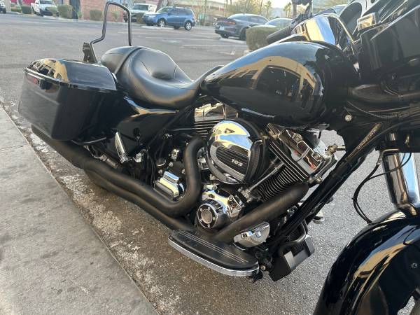 2016 Harley-Davidson, dovoz USA — foto 6 z 6
