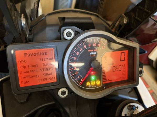 2017 KTM, dovoz USA — foto 2 z 12