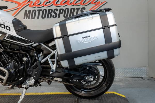 2024 Triumph, dovoz USA — foto 10 z 12