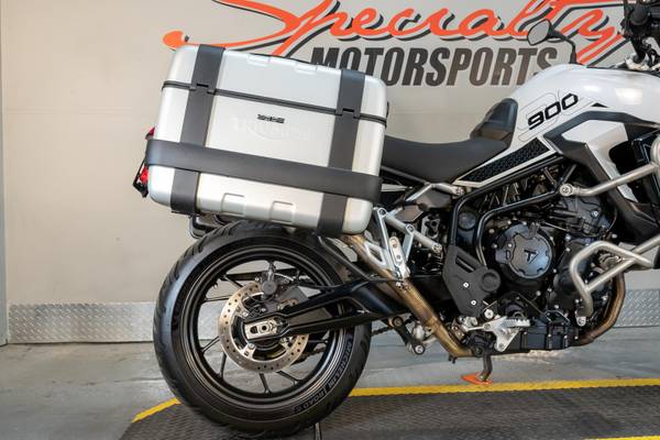 2024 Triumph, dovoz USA — foto 2 z 12
