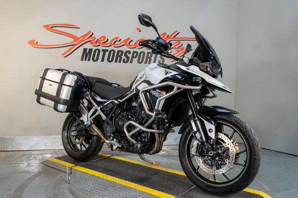 2024 Triumph, dovoz USA — foto 5 z 12