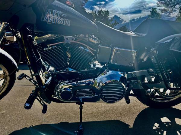 1995 Harley-Davidson, dovoz USA — foto 2 z 5