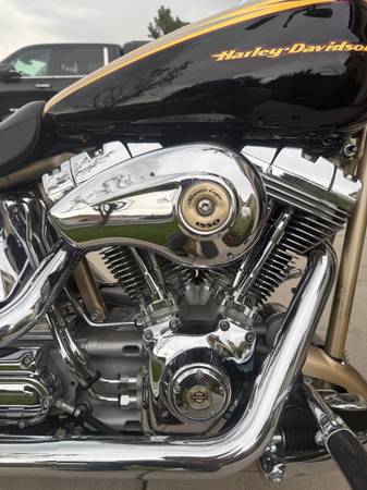 2003 Harley-Davidson, dovoz USA — foto 6 z 10