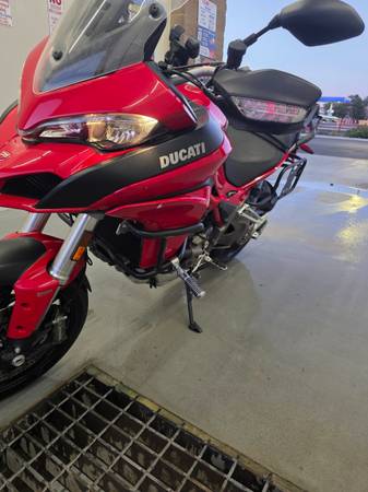 2016 Ducati, dovoz USA — foto 2 z 11