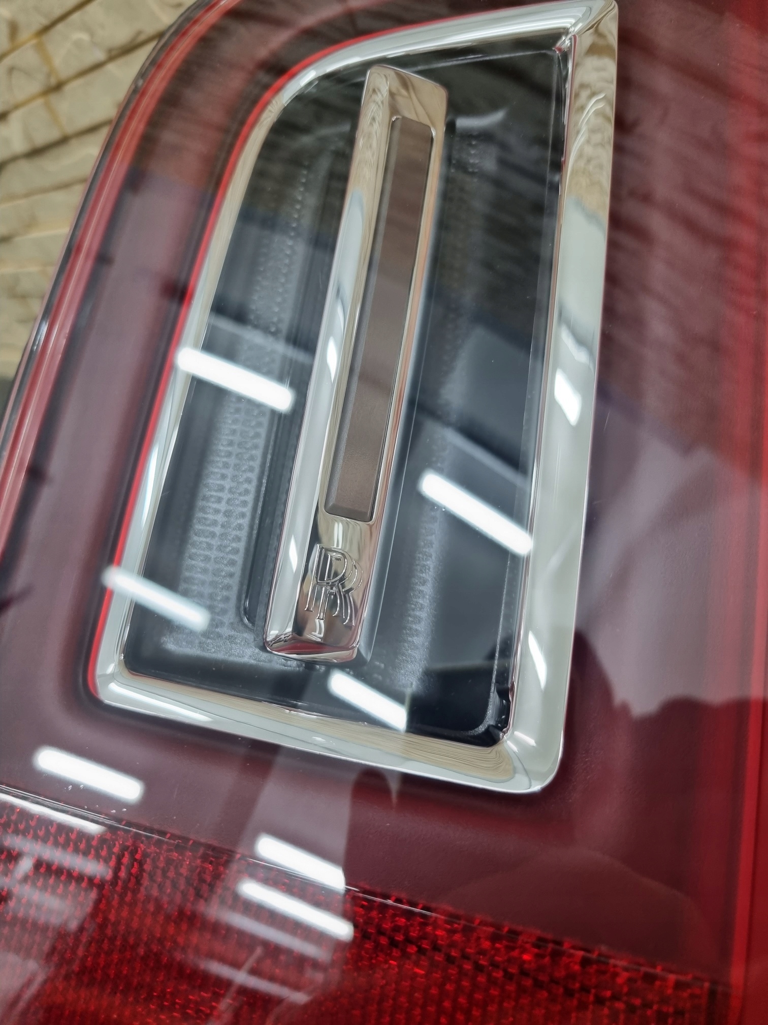 Rolls Royce Cullinan zadní světlomet zadní levá Eu 7447045, Skladem v EU — foto 2 z 5