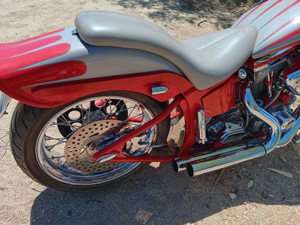 Awesome Paramount Custom, dovoz USA — foto 5 z 12